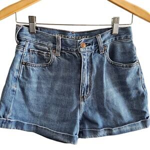 American Eagle mom shorts